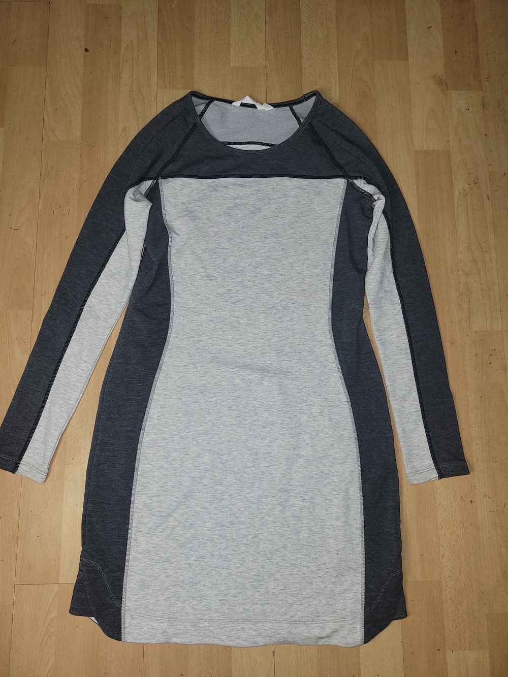 Athleta Long-Sleeve Two-Tone Bodycon Dress in Light Gray and Charcoal